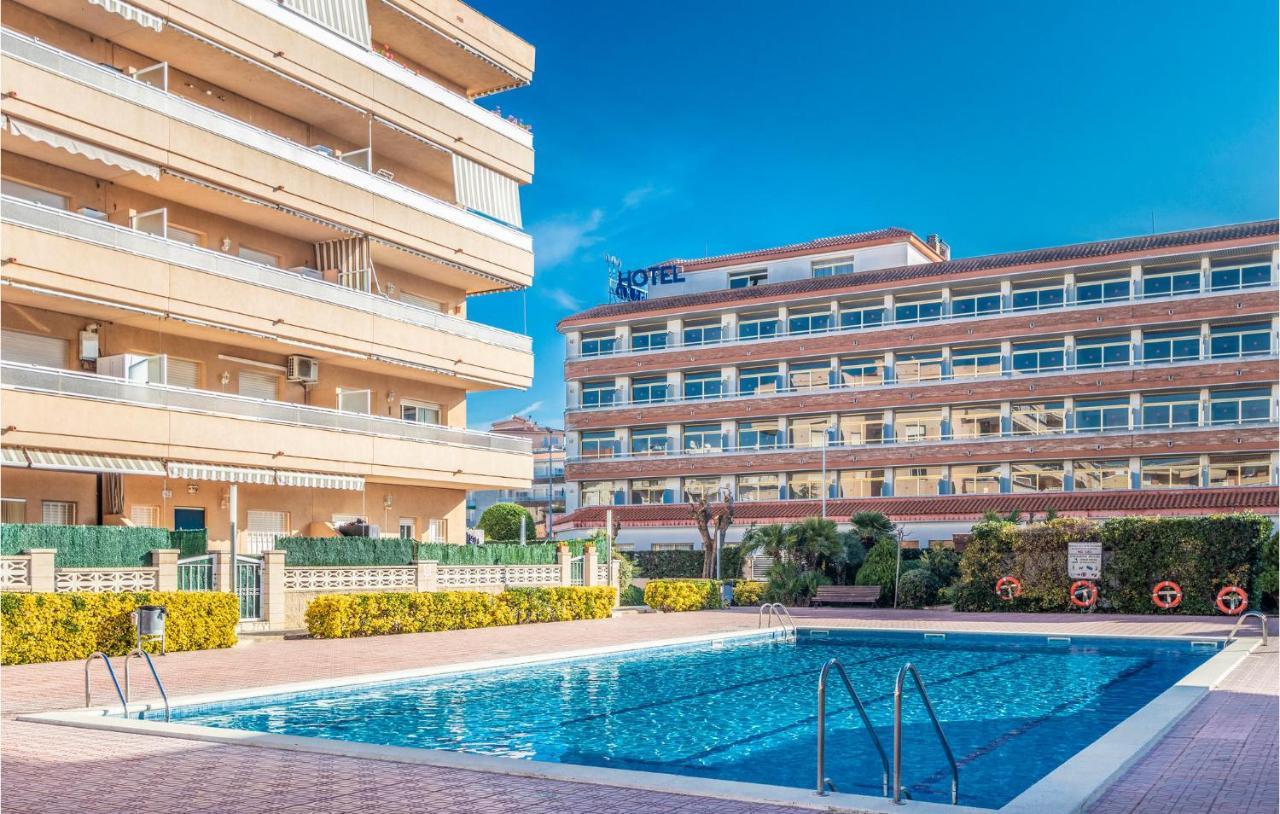 Awesome Apartment In Blanes Kültér fotó